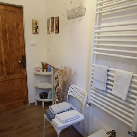 Minimal Chic House Fast Wi-fi, Private Garden & Free Parking Holiday home