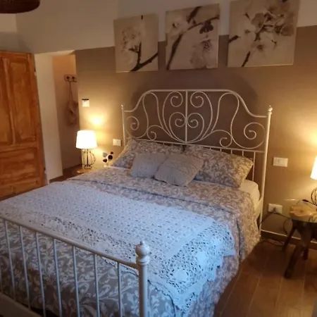 Minimal Chic House Fast Wi-fi, Private Garden & Free Parking Holiday home